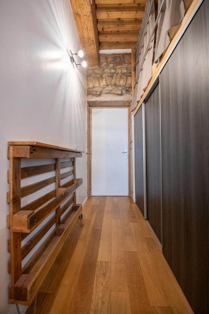 Le Petit Imbert - Studio Chaleureux Et Cozy Lione Esterno foto