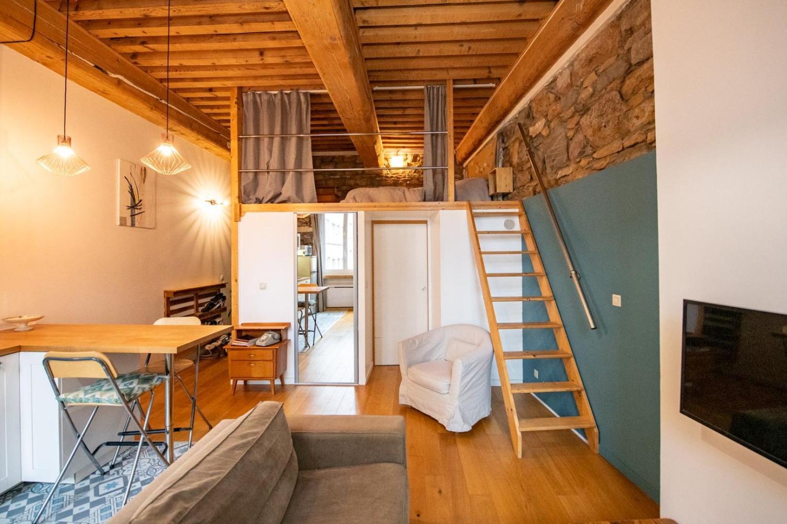 Le Petit Imbert - Studio Chaleureux Et Cozy Lione Esterno foto